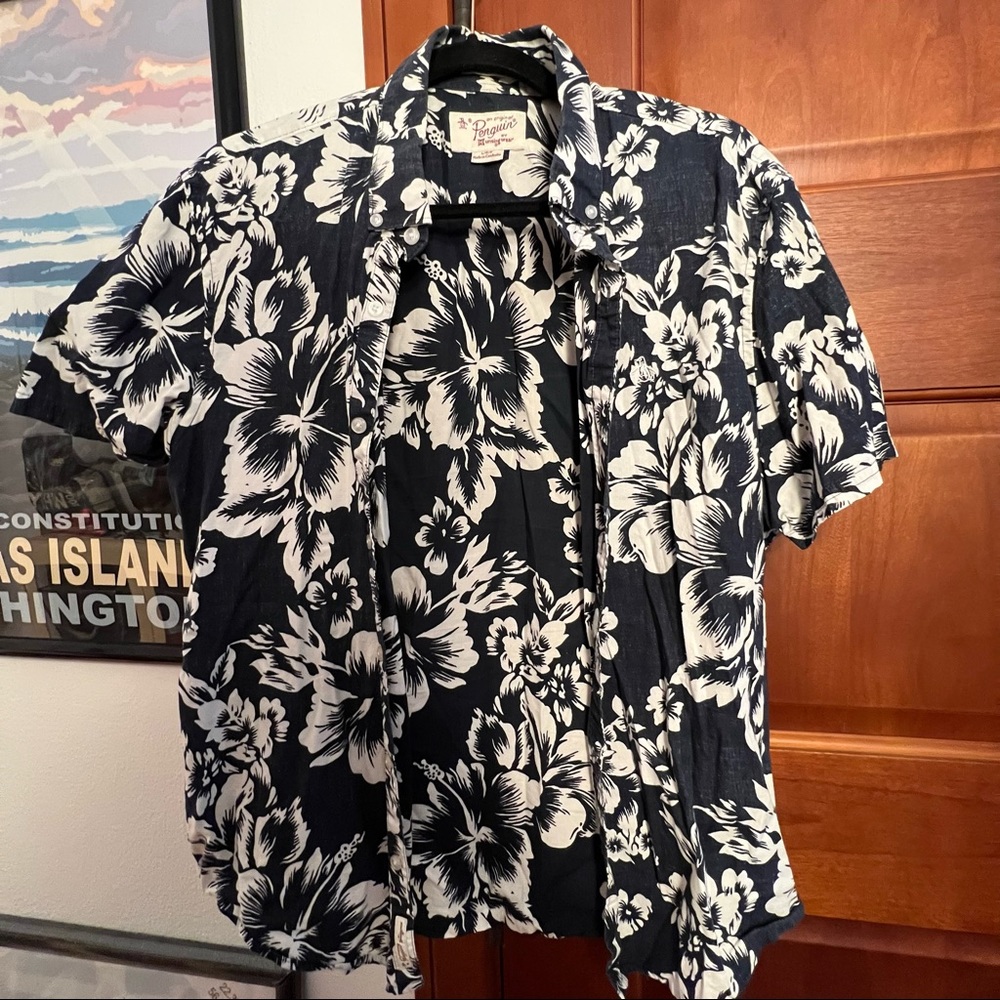 Original penguin Hawaiian t-shirt